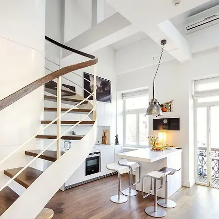 Stylish & Arty Loft In By Houseys Διαμέρισμα